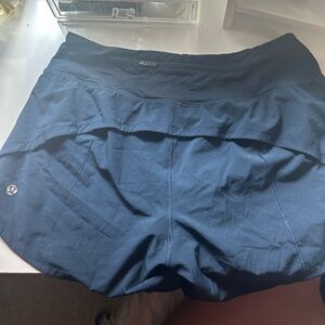 Speed up Lululemon shorts LIKE NEW
